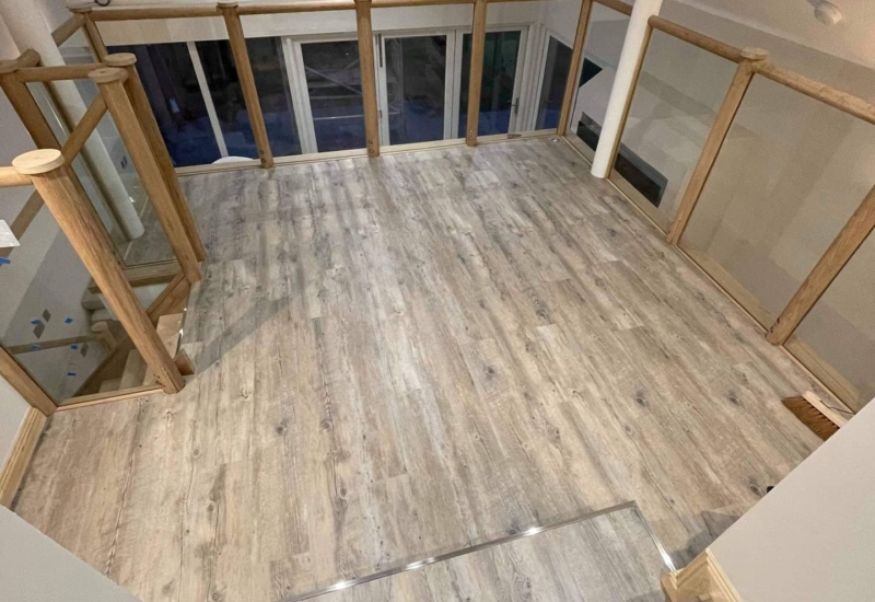 KOM Karndean Rigid Core Van Gogh Distressed Oak